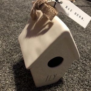 NWT Rae‎ Dunn Fly Slanted Birdhouse